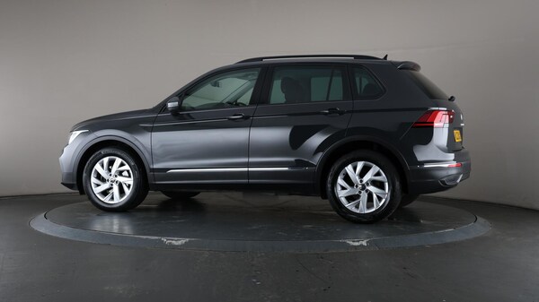 Used Volkswagen Tiguan 2022 for sale - 75588302: Photo 77