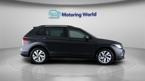 Used Volkswagen Tiguan 2022 for sale - 75588302: Photo 9