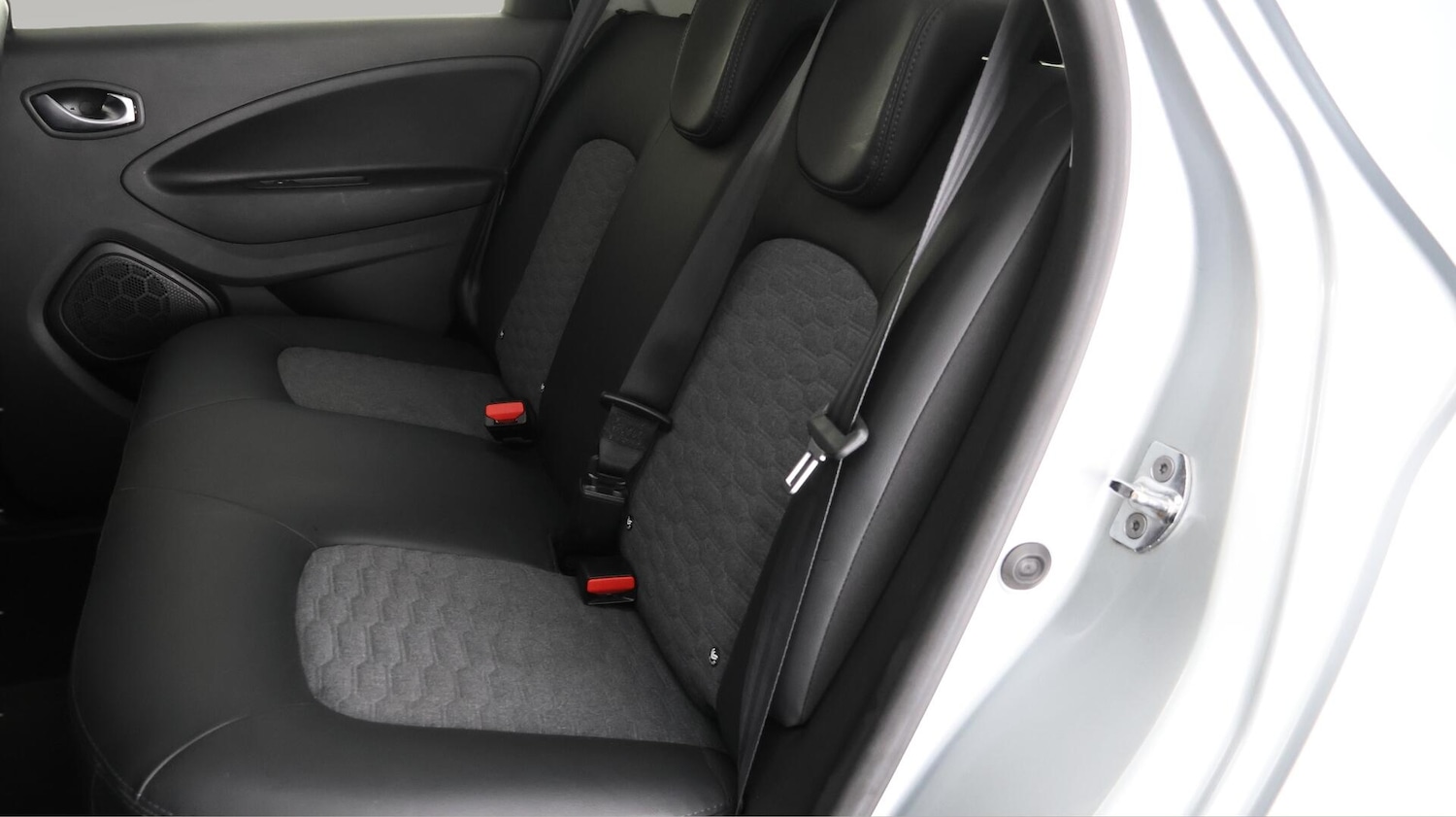 Used Renault Zoe 2021 for sale - 76584386: Photo 17