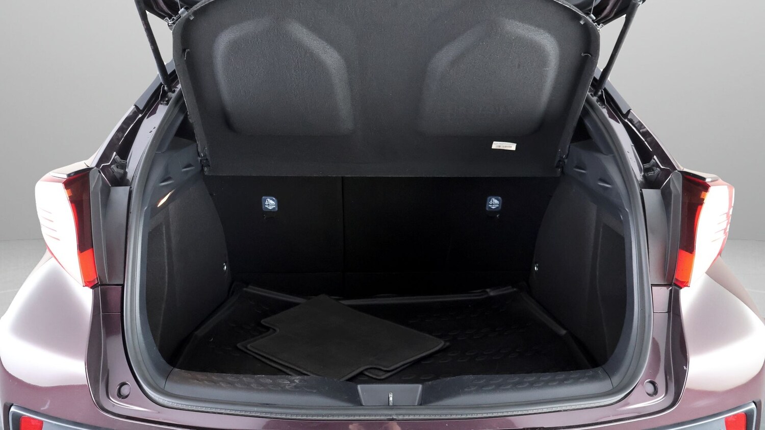 Used Toyota C-HR 2022 for sale - 77502783: Photo 17