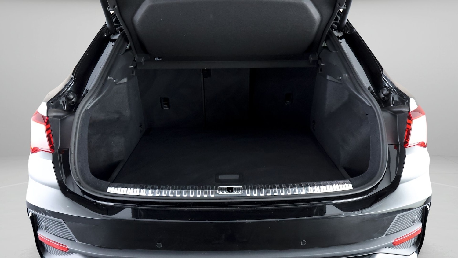 Used Audi Q3 for sale - 77395634: Photo 17