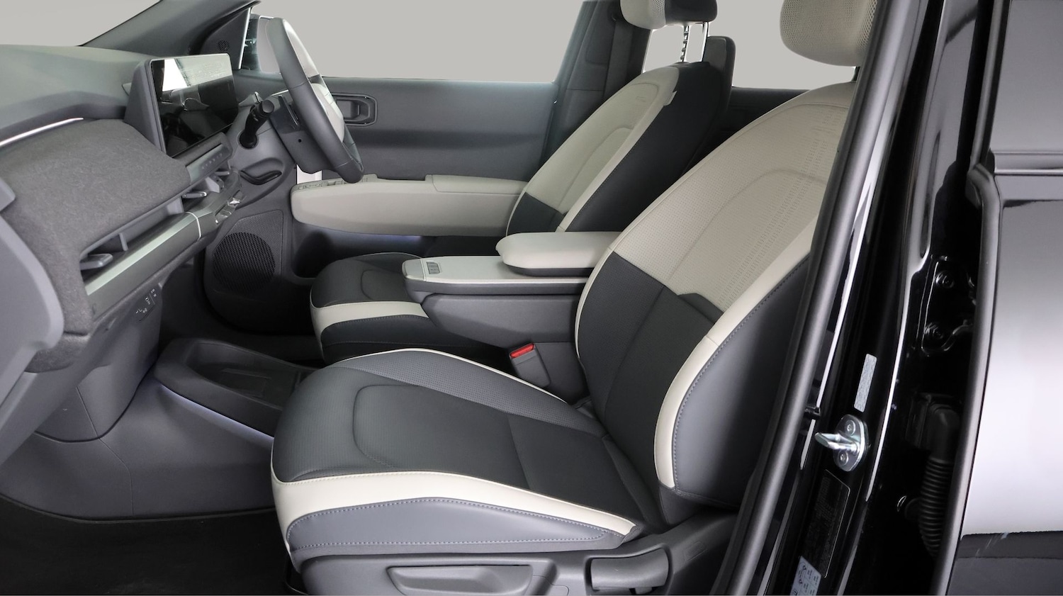 Used Kia EV3 2025 for sale - 77355092: Photo 14