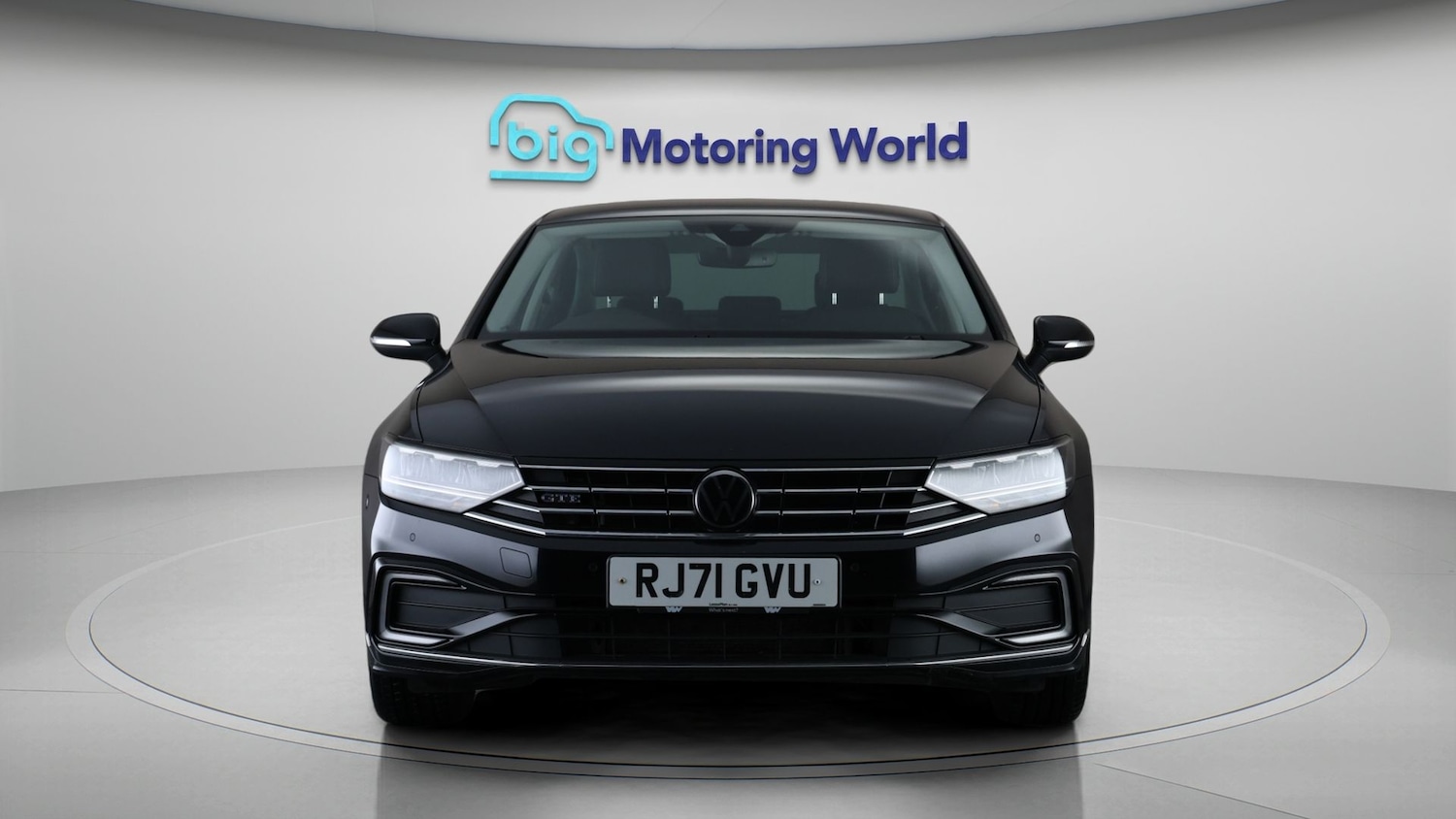 Used Volkswagen Passat 2021 for sale - 77483066: Photo 2