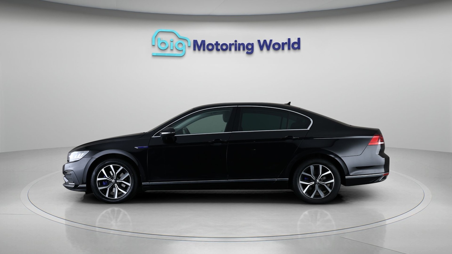Used Volkswagen Passat 2021 for sale - 77483066: Photo 4