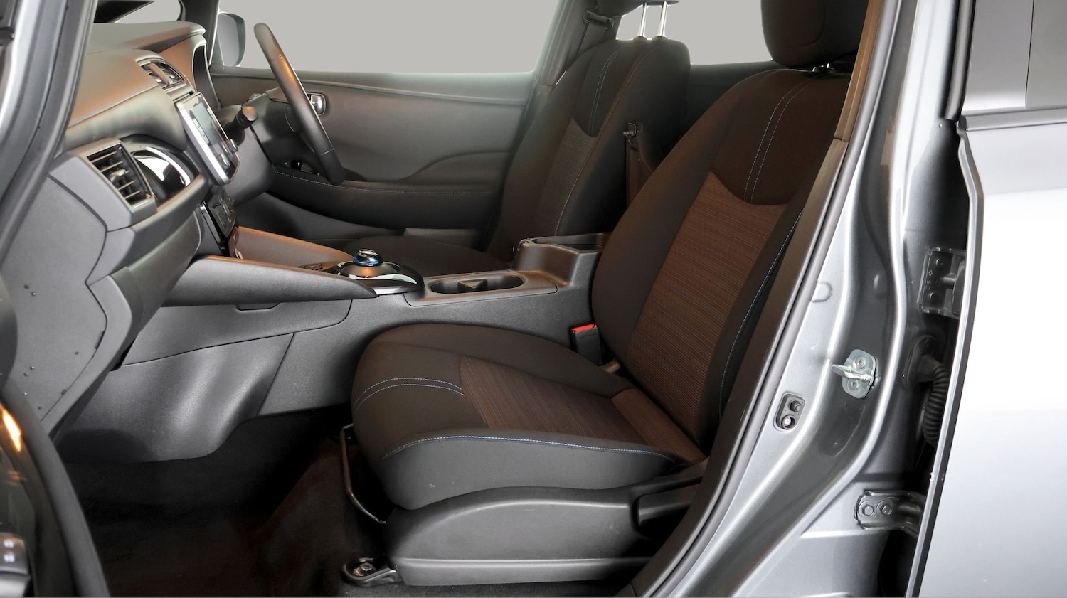 Used Nissan Leaf 2022 for sale - 77610240: Photo 13