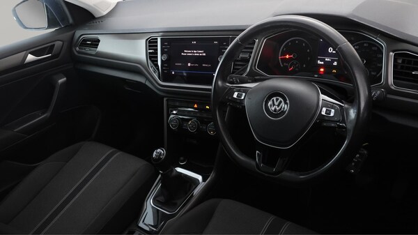 Used Volkswagen T-Roc 2018 for sale - 76307579: Photo 10