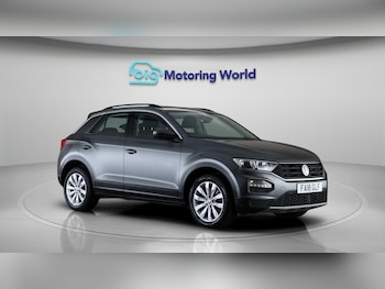 Used Volkswagen T-Roc 2018 for sale - 76307579: Photo 2