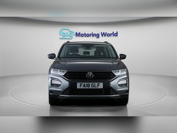 Used Volkswagen T-Roc 2018 for sale - 76307579: Photo 3