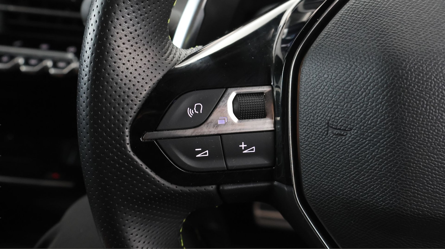 Used Peugeot 2008 2023 for sale - 77889683: Photo 22