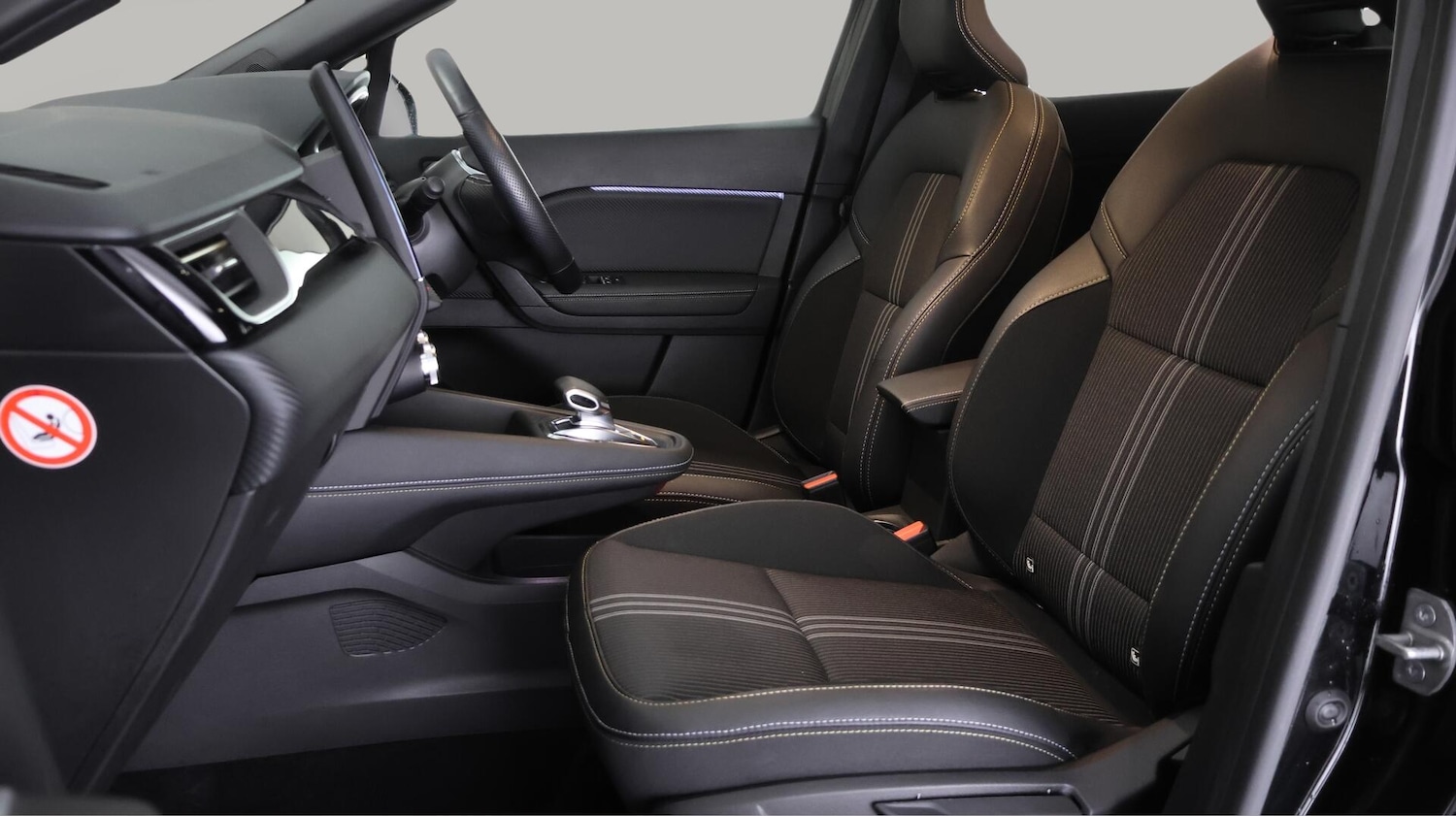 Used Renault Captur 2023 for sale - 76432603: Photo 15