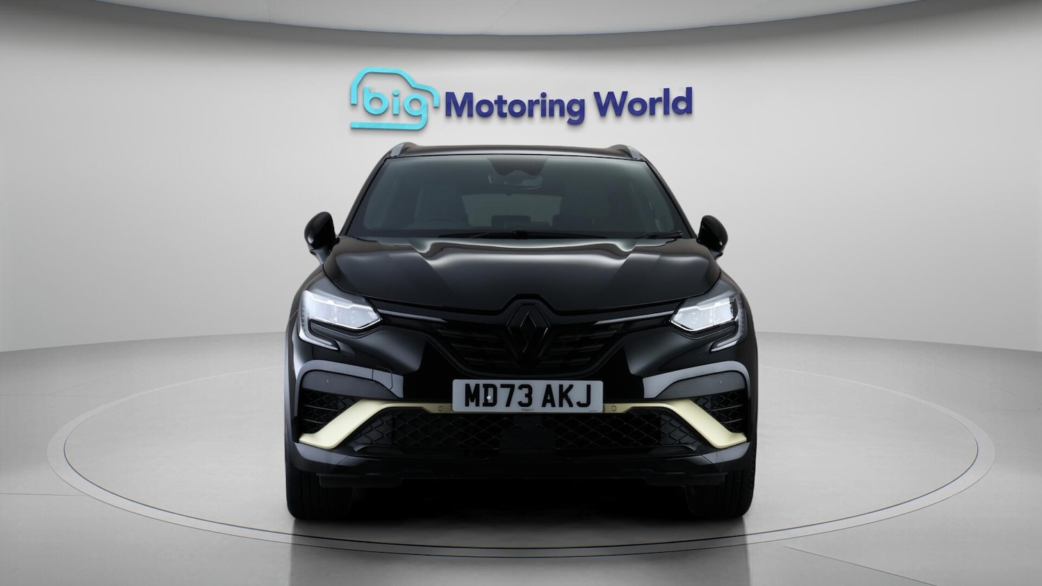 Used Renault Captur 2023 for sale - 76432603: Photo 3