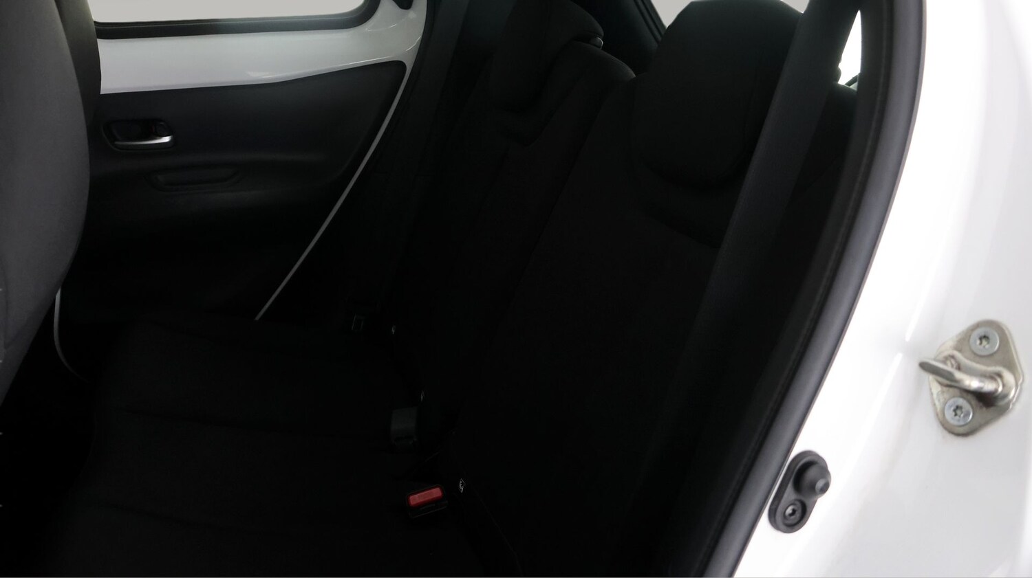 Used Toyota Aygo X 2022 for sale - 77973624: Photo 16