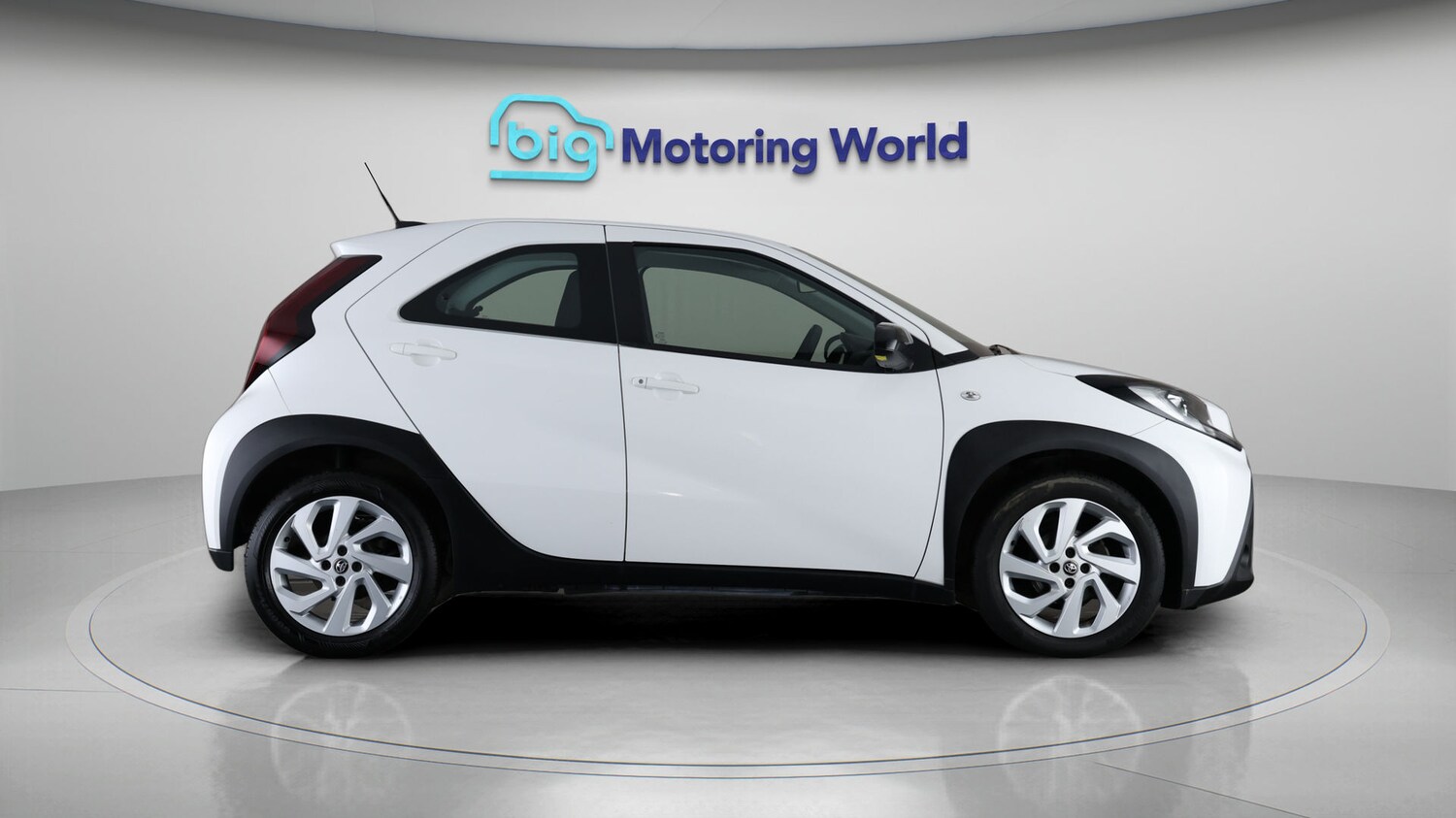 Used Toyota Aygo X 2022 for sale - 77973624: Photo 8