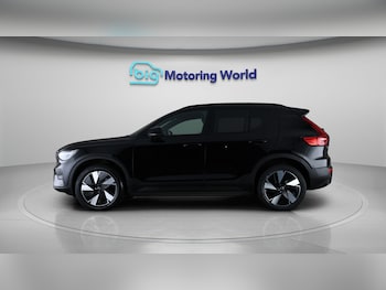Used Volvo XC40 2023 for sale - 78758947: Photo