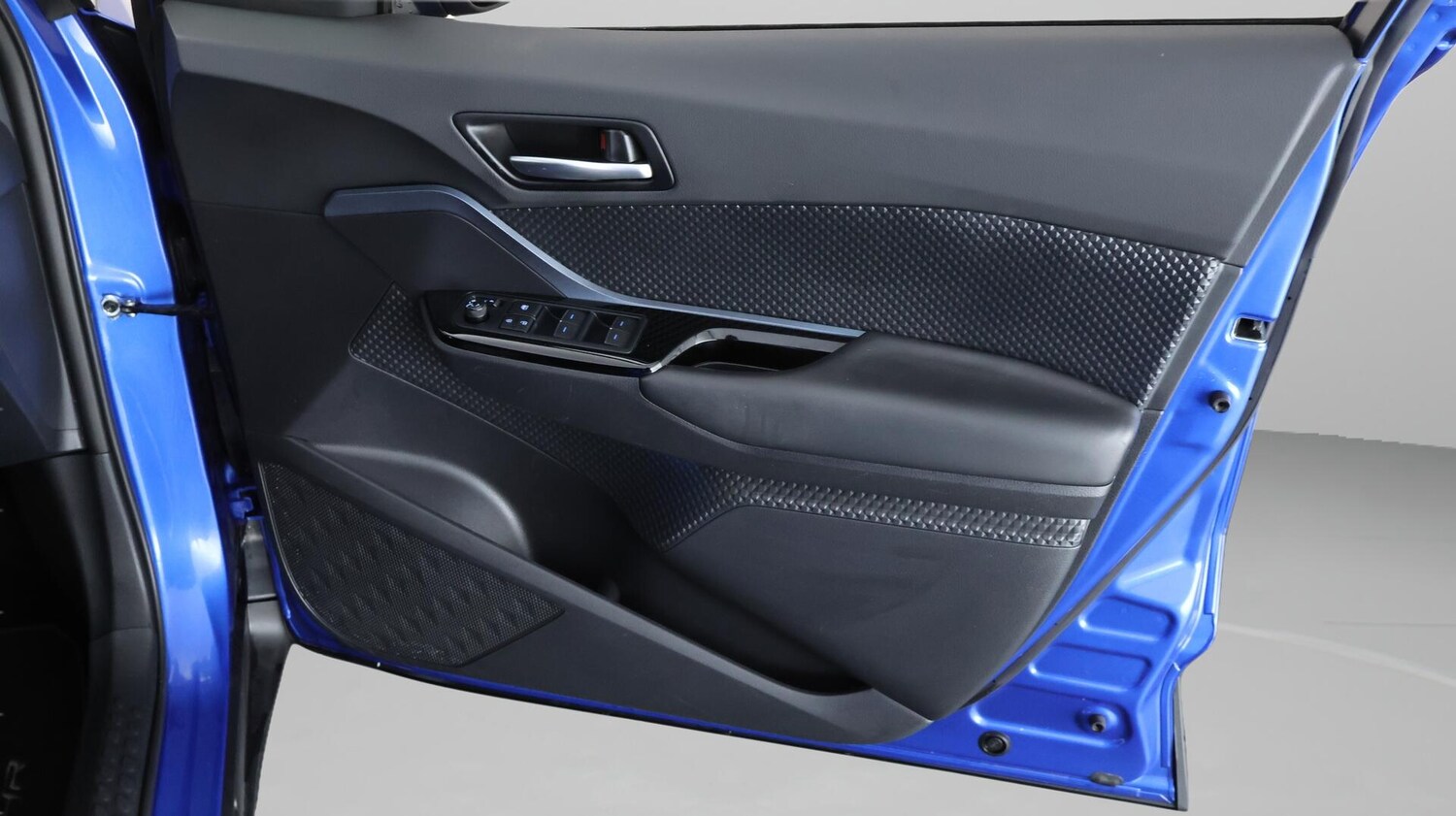 Used Toyota C-HR 2020 for sale - 76658168: Photo 16