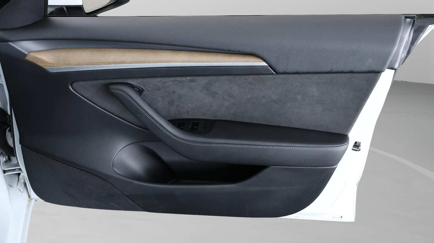 Used Tesla Model 3 2021 for sale - 76166696: Photo 16