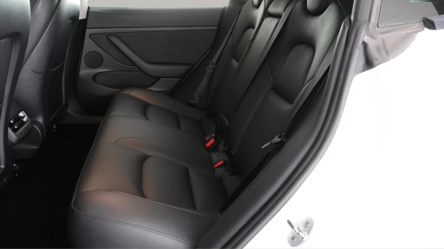 Used Tesla Model 3 2021 for sale - 76166696: Photo 17