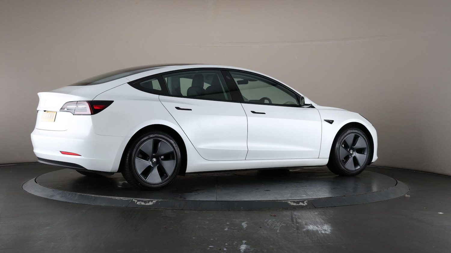 Used Tesla Model 3 2021 for sale - 76166696: Photo 64