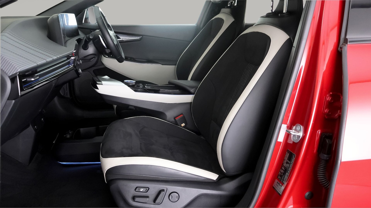 Used Kia EV6 2024 for sale - 77449976: Photo 14