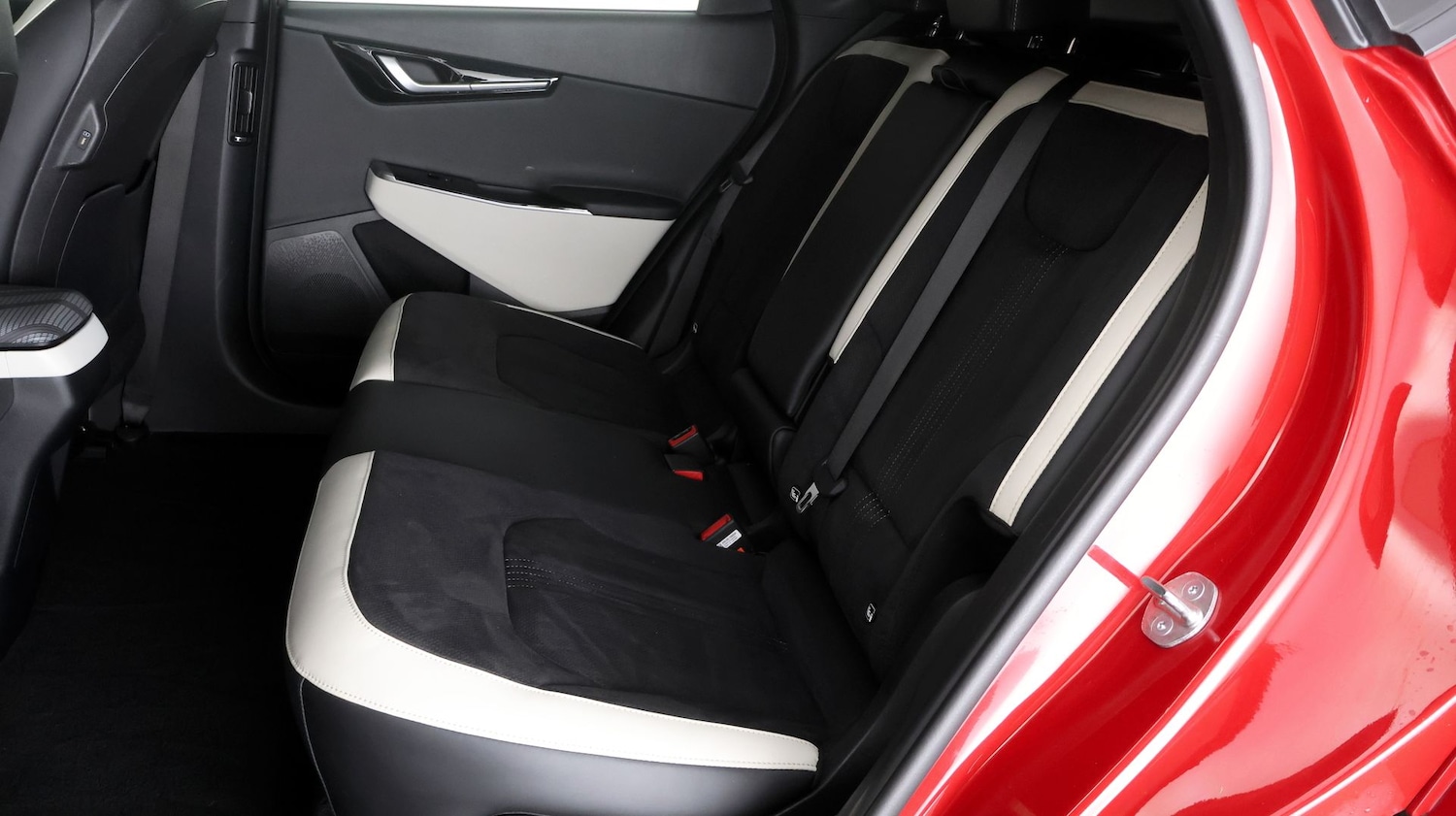 Used Kia EV6 2024 for sale - 77449976: Photo 16