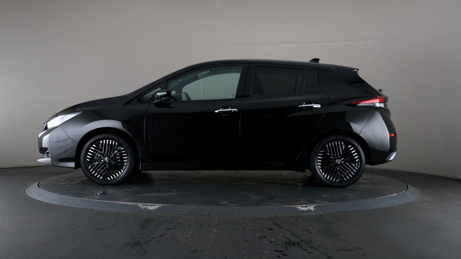 Used Nissan Leaf for sale - 76809818: Photo 28