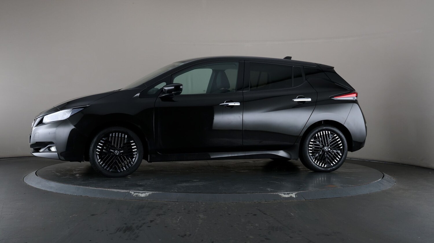 Used Nissan Leaf for sale - 76809818: Photo 30