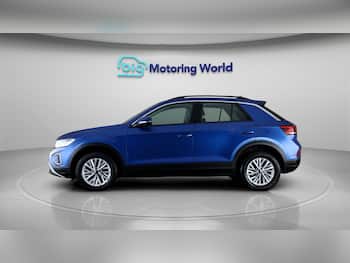 Used Volkswagen T-Roc 2023 for sale - 79660834: Photo
