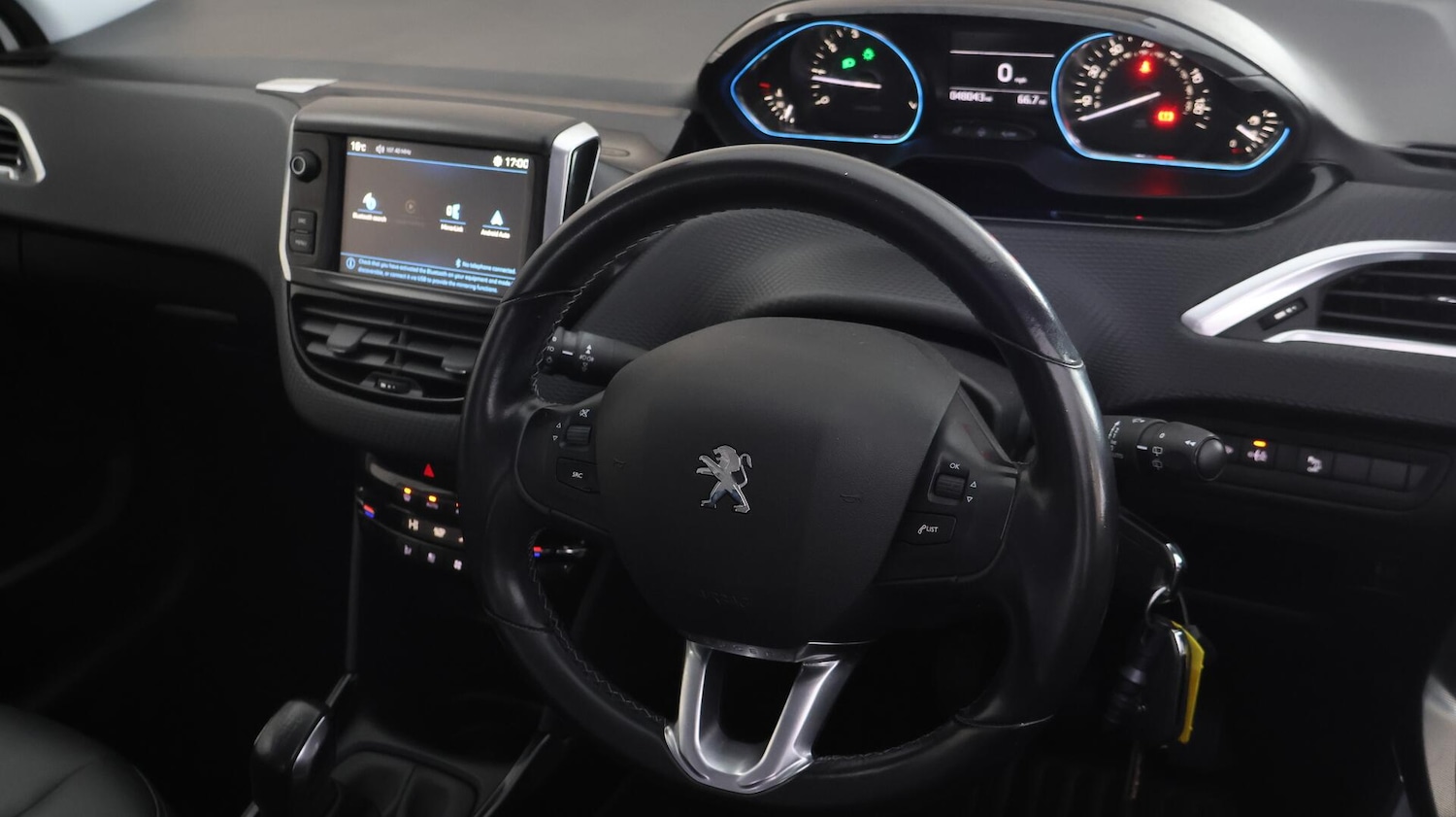 Used Peugeot 2008 2018 for sale - 76612793: Photo 10