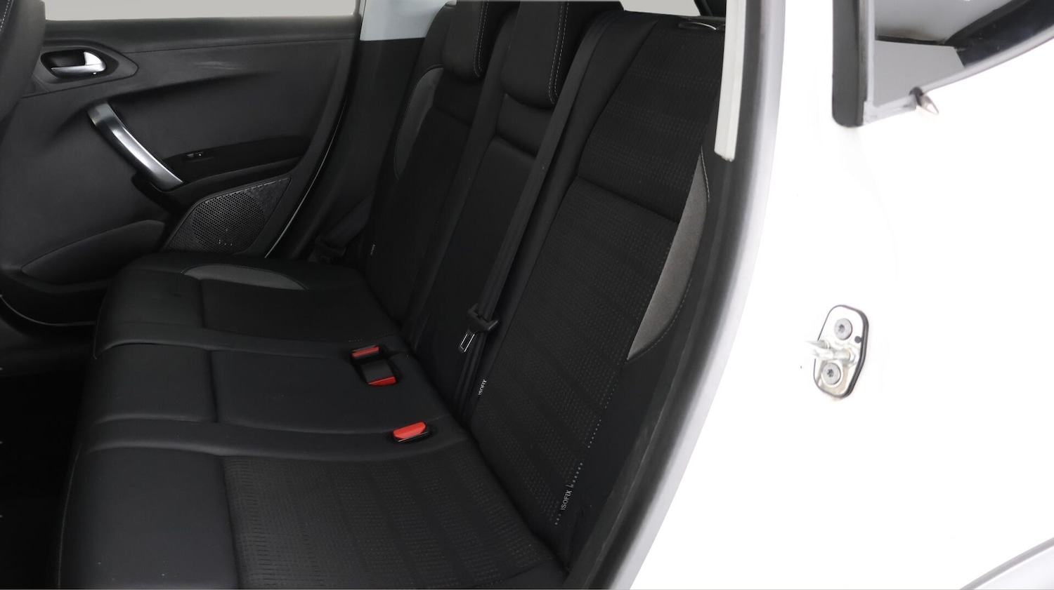 Used Peugeot 2008 2018 for sale - 76612793: Photo 16