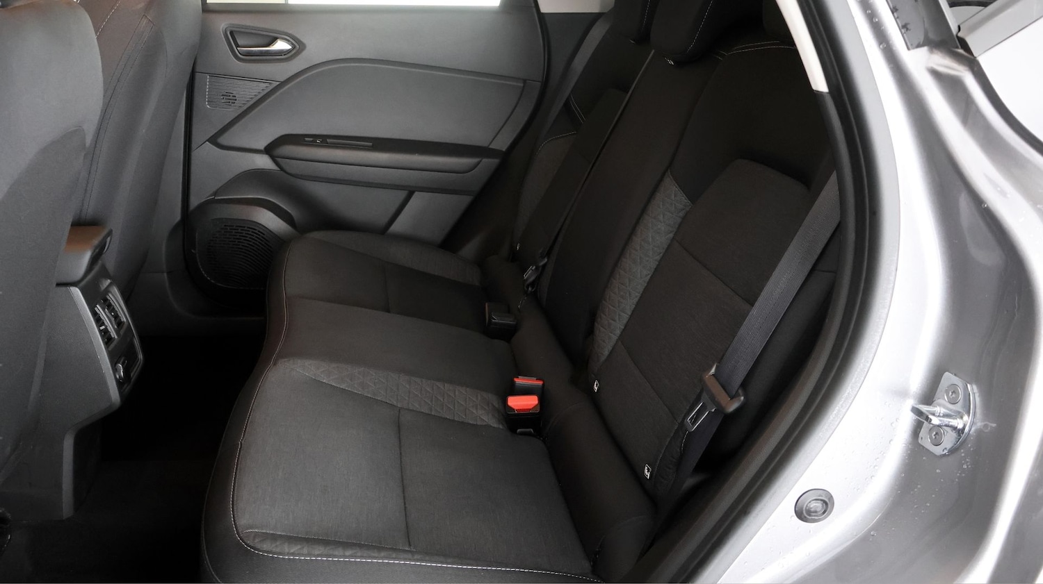 Used Renault Captur 2022 for sale - 77632584: Photo 15