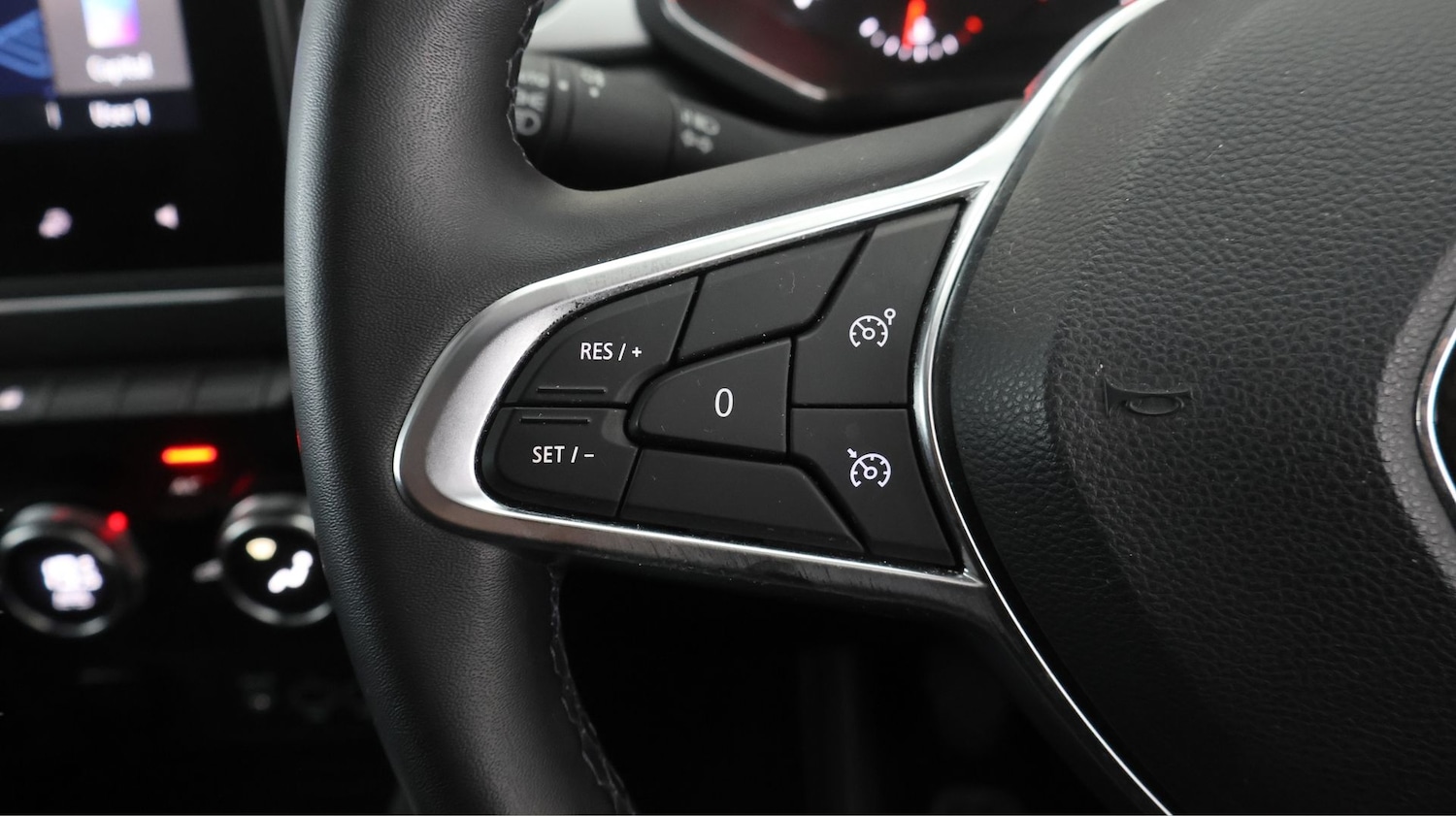 Used Renault Captur 2022 for sale - 77632584: Photo 19