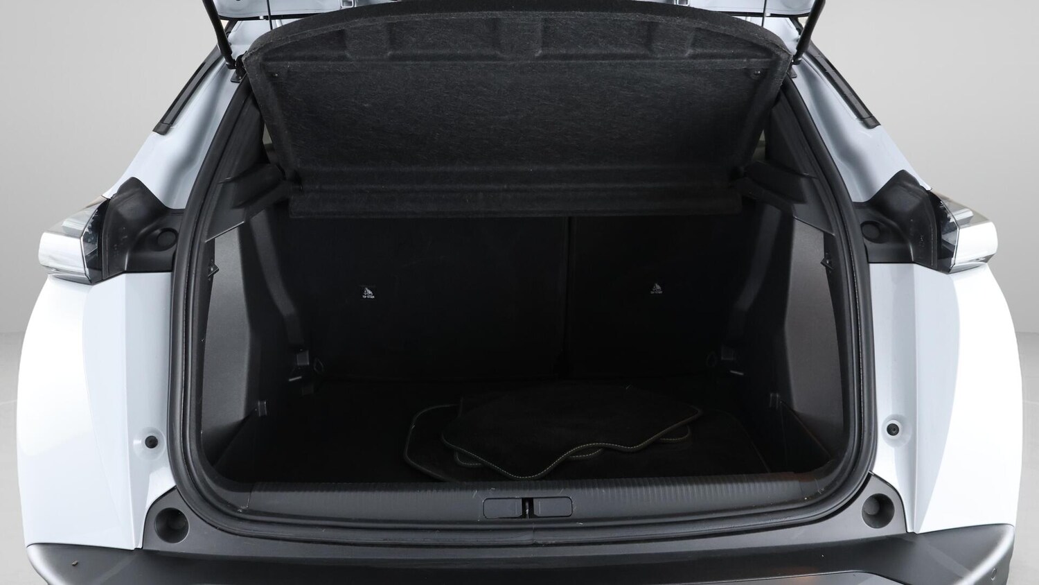 Used Peugeot 2008 2025 for sale - 76743339: Photo 17