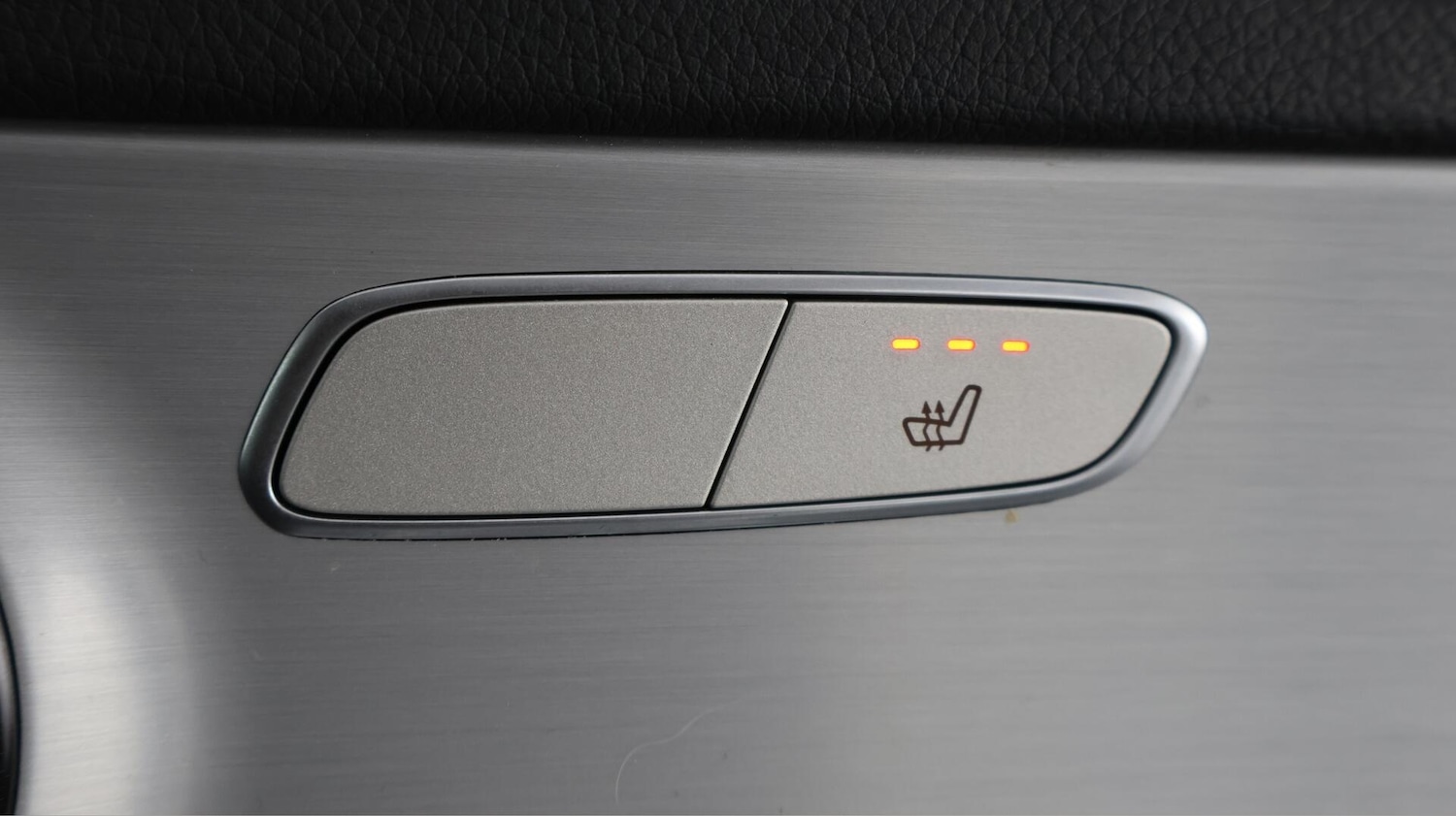 Used Mercedes-Benz GLC 2022 for sale - 76433073: Photo 24