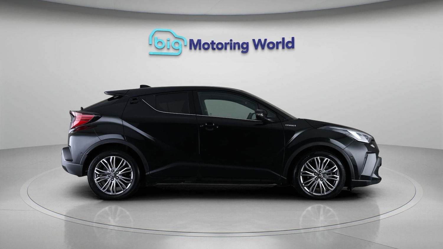 Used Toyota C-HR 2023 for sale - 77327578: Photo 8