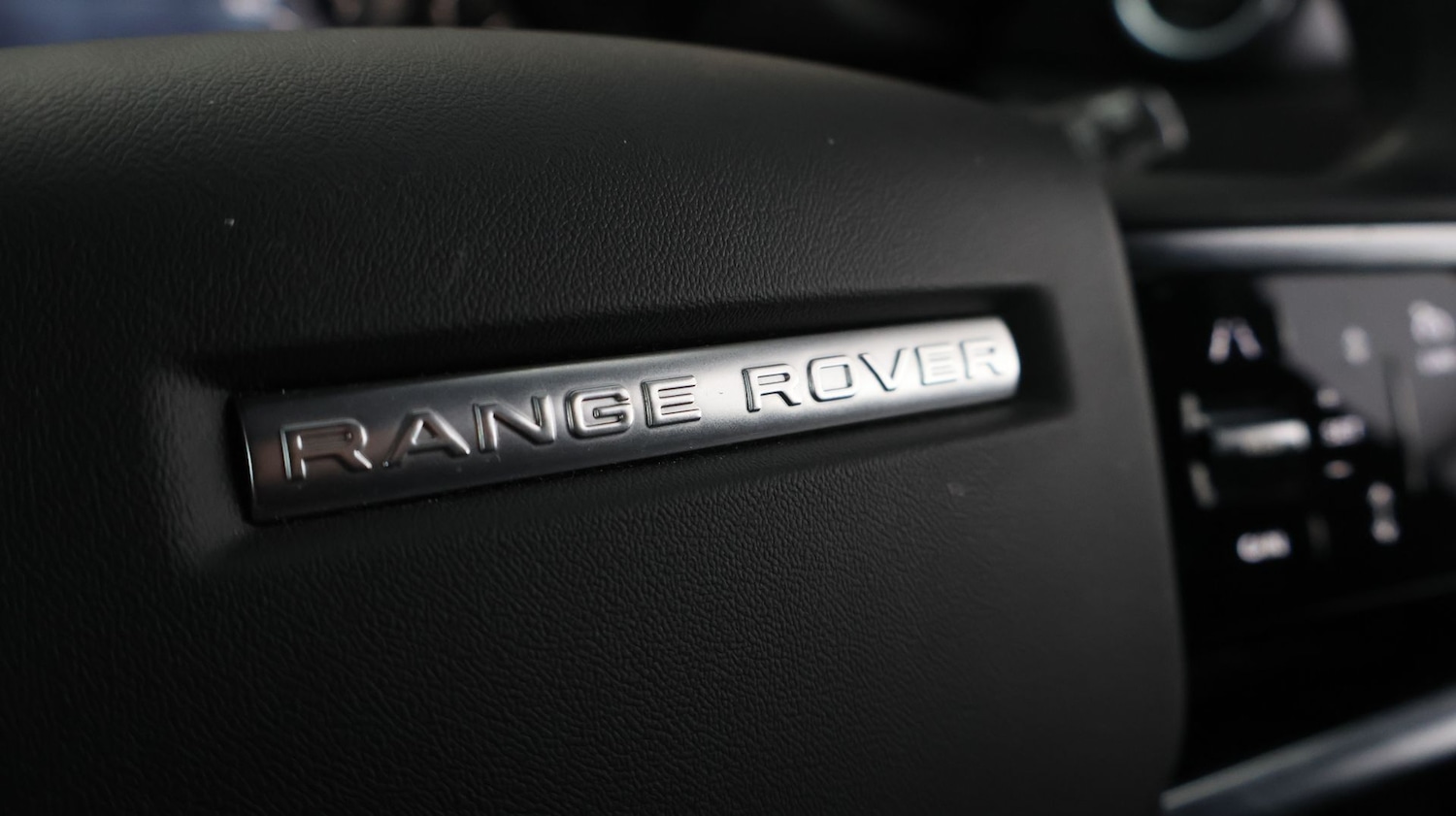 Used Land Rover Range Rover Evoque 2022 for sale - 77996896: Photo 21
