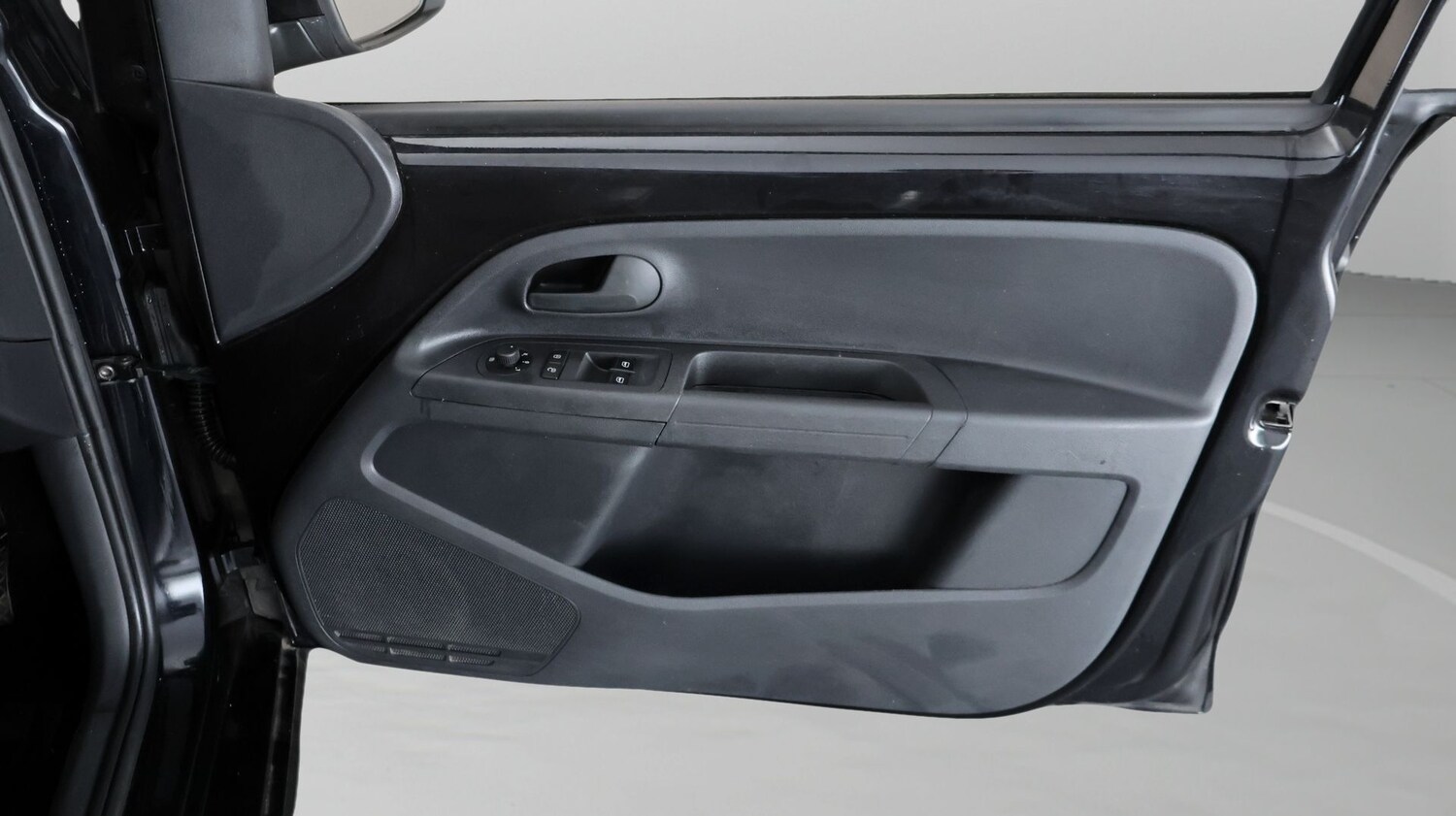 Used Volkswagen up! 2022 for sale - 77467862: Photo 14