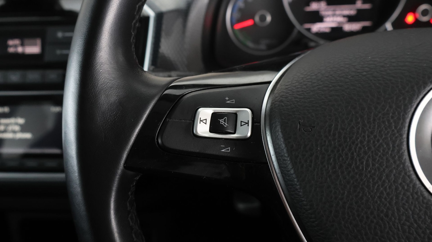 Used Volkswagen up! 2022 for sale - 77467862: Photo 21