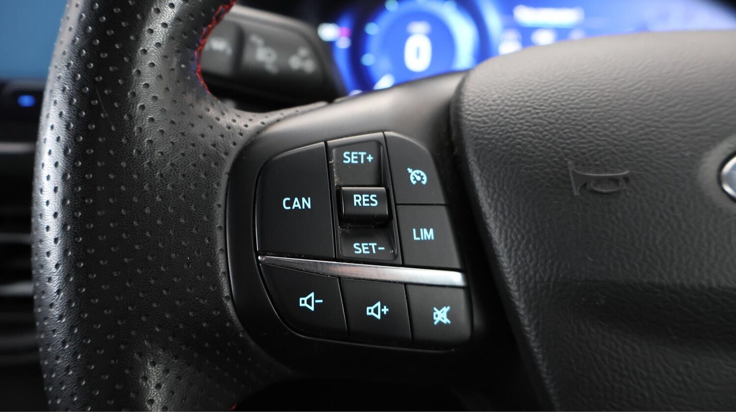 Used Ford Focus 2022 for sale - 76388200: Photo 22