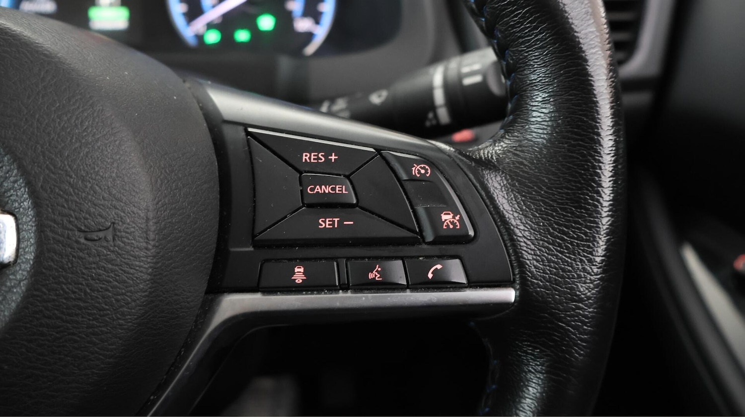 Used Nissan Leaf 2020 for sale - 76371193: Photo 24
