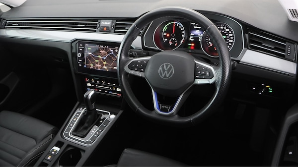 Used Volkswagen Passat 2021 for sale - 76214677: Photo 10