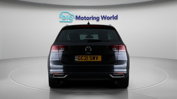 Used Volkswagen Passat 2021 for sale - 76214677: Photo 7