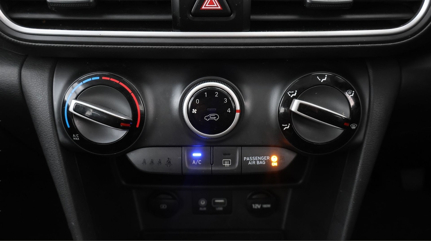 Used Hyundai KONA 2018 for sale - 77264784: Photo 11