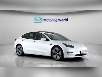 Tesla - Model 3