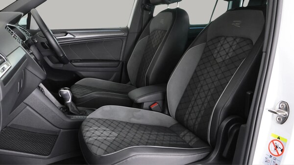 Used Volkswagen Tiguan 2020 for sale - 76083984: Photo 20