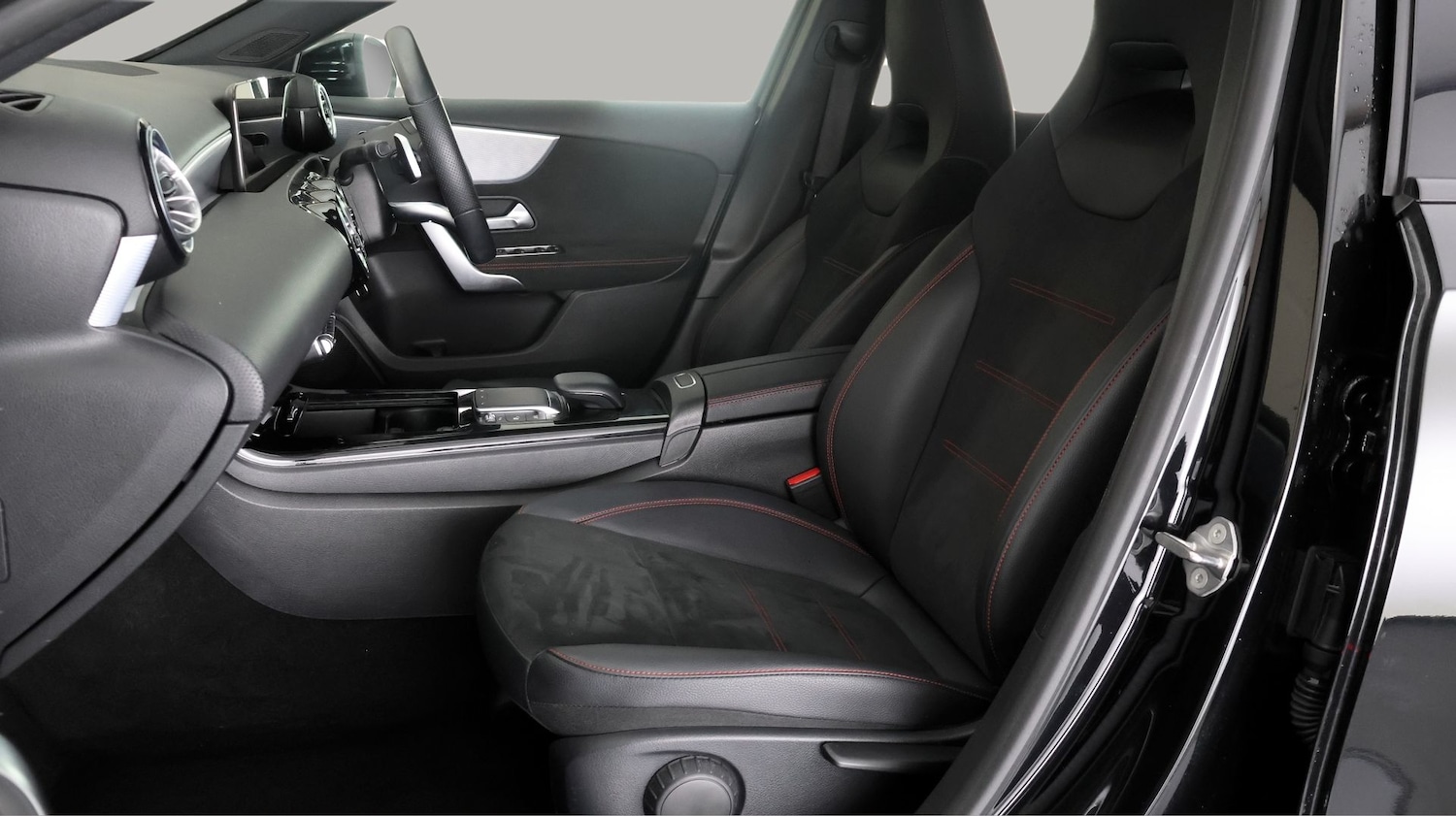 Used Mercedes-Benz A-Class 2022 for sale - 77342865: Photo 14