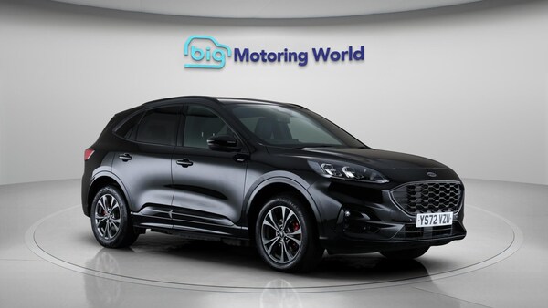 Used Ford Kuga 2023 for sale - 76179860: Photo 1