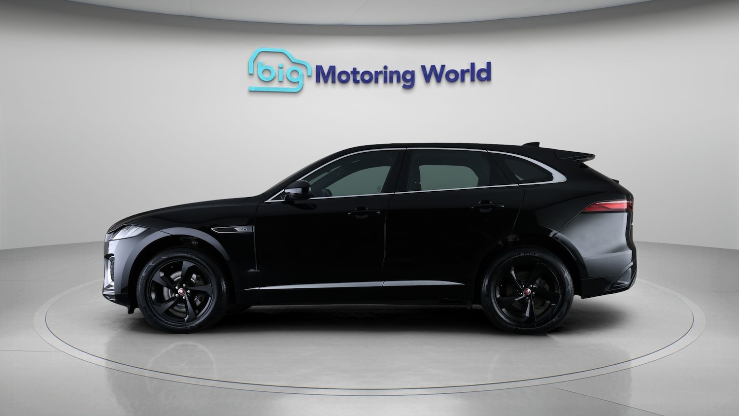 Used Jaguar F-Pace 2022 for sale - 77938639: Photo 4