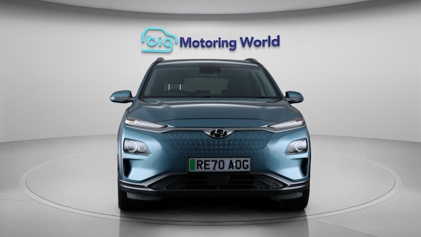 Used Hyundai KONA 2020 for sale - 76151410: Photo 2
