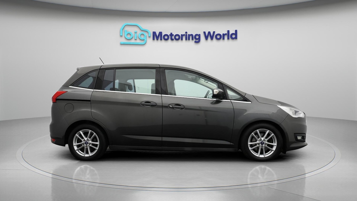 Used Ford Grand C-Max 2017 for sale - 76633020: Photo 9