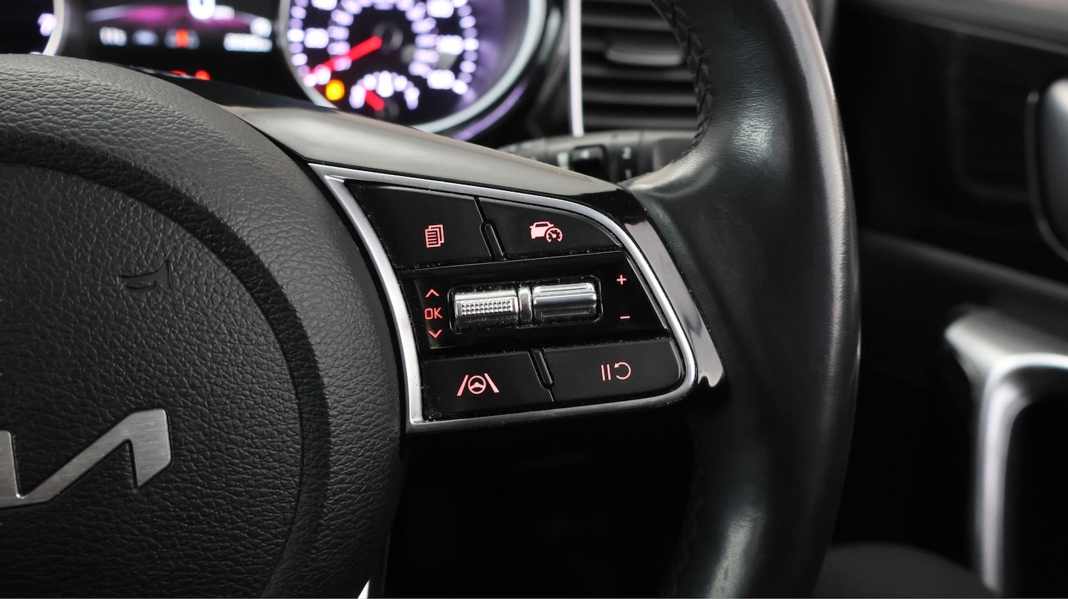 Used Kia XCeed 2023 for sale - 77991859: Photo 22